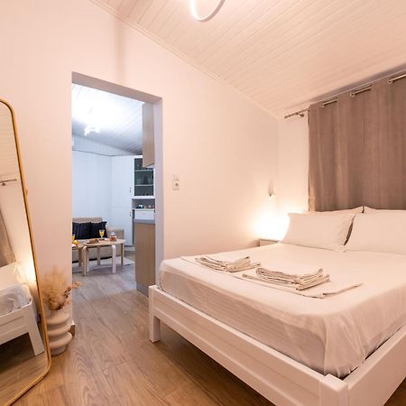 Eden - A Night Near Athens Int Arpt Apartment Spata  Exterior photo