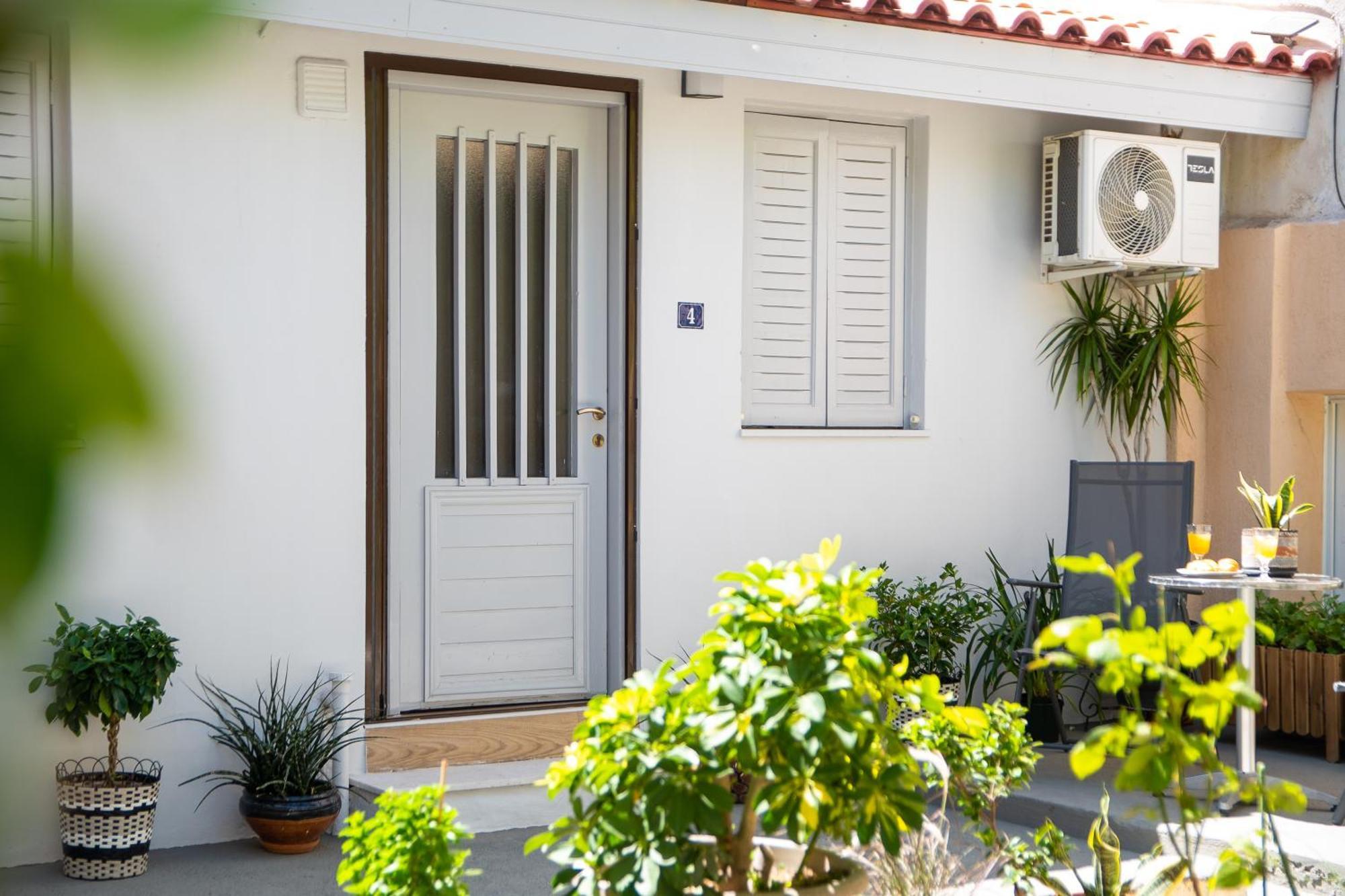 Eden - A Night Near Athens Int Arpt Apartment Spata  Exterior photo