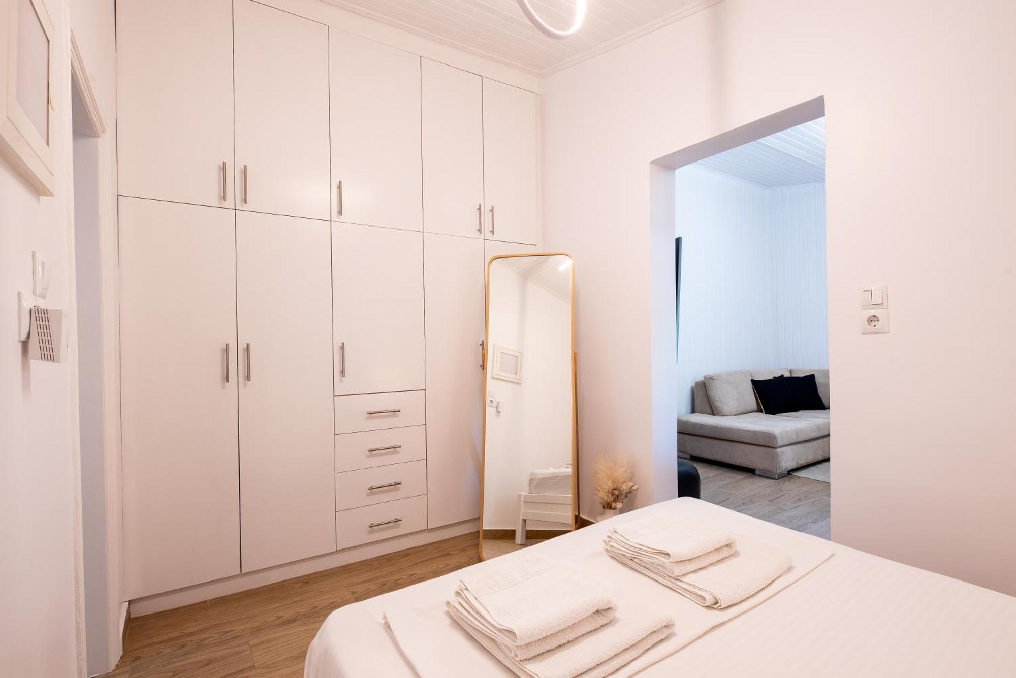 Eden - A Night Near Athens Int Arpt Apartment Spata  Exterior photo